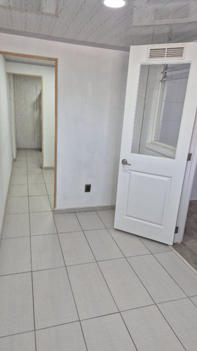 Arriendo Hermosa Casa En Condomino Buin