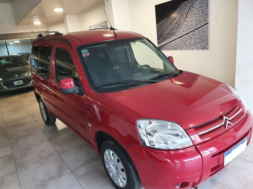 Imagen 2 de 7 de Citroen Berlingo Multispace Hdi 1.6 Xtr