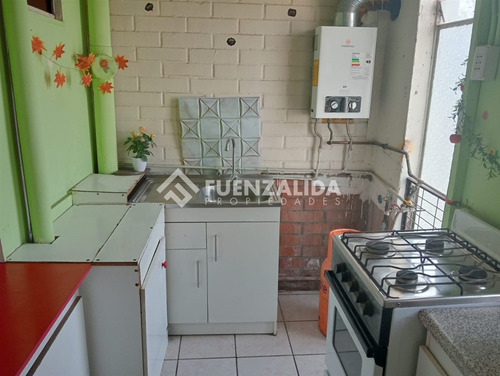 Venta Departamento En Lo Prado, 2 Dormitorios, 1 Baño
