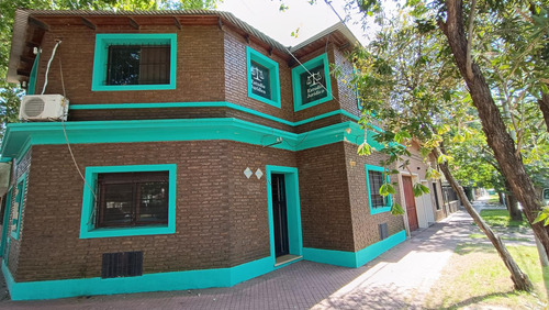 Casa En Venta 3 Dormitorios En Alberdi Rio