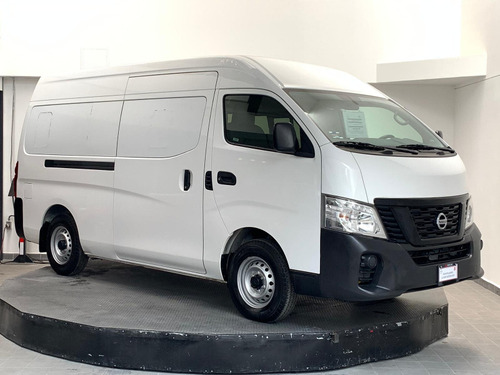 Nissan Urvan Panel 4 pts. Amplia, ventanas, TM5