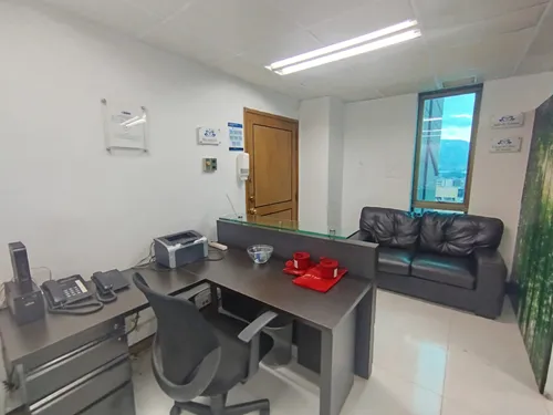 Arriendo Oficina En Los Balsos