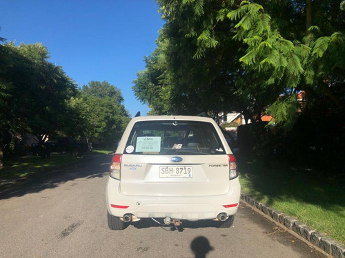 Subaru Forester 2.0 Full