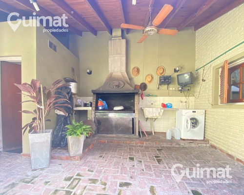 Imagen 20 de 22 de Excelente Casa En Venta A Reciclar Con Gran Potencial!