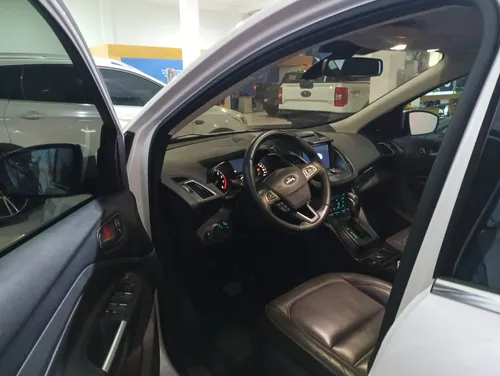 Ford Escape 2.0 Titanium