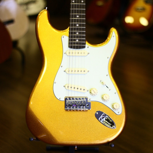 Resultado de imagem para Guitarra Eletrica Tagima Tg520 Mgy Metallic Gold Yellow