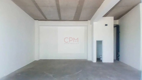 Arrienda Moderno Local Comercial, Las Condes (161698)