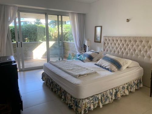 Imagen 9 de 21 de Apartamento Brava 28