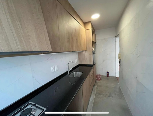 Hermoso Apartamento De 1 Dormitorio En El Centro 18 De Julio
