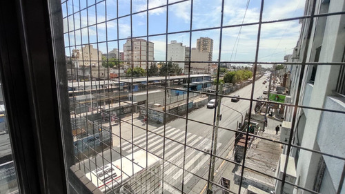 Imagen 24 de 25 de Venta Departamento 3 Amb Ciudadela Balcon Cochera. Hermosa Casa En Zona Residencial Y Tranquila. Entorno Ideal Para Tu Familia. Por Precio Y Calidad Nada Igual. Inmobiliaria Profesionalidad Seguridad