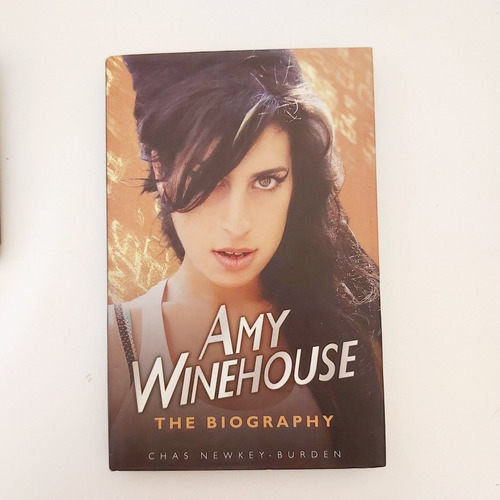 Amy Winehouse - Chas Newkey-burden