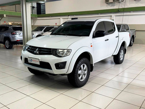 Mitsubishi L200 Triton 2.4 HLS 4X2 CD 16V