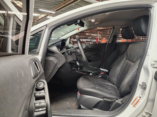Ford Fiesta 1.6 TITANIUM HATCH 16V FLEX 4P POWERSHIFT