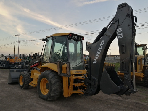 Imagen 5 de 8 de Retroexcavadora Volvo Bl70 2003