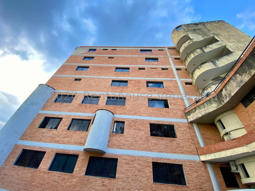 Apartamento En Venta Ubicado En Lomas Del Este Valencia Carabobo 24-15044, Eloisa Mejia