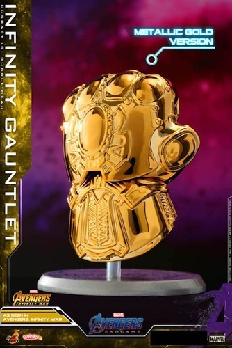 Hot Toys Cosbaby Endgame Infinity Gauntlet Metallic Gold