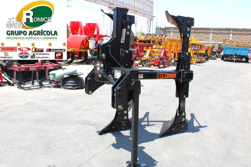 Arado De 2 Rejas Hidraulico Reversible Marca Bison Nuevo