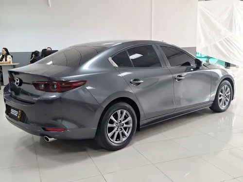 Mazda 3 TOURING HÍBRIDO