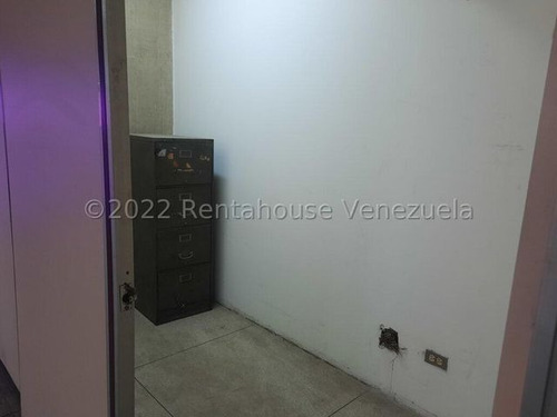 Imagen 12 de 14 de Oficina En Alquiler Los Rosales 22-23666 Renta House Los Samanes