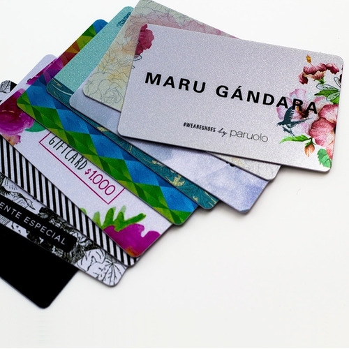 Imagen 3 de 5 de Tarjetas Pvc Plateadas Doradas Logo Impresas Doble Faz 200u
