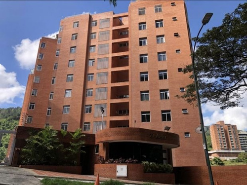 Best House Vende Amplio Apartamento En Residencias Las Esmeraldas, Baruta, Caracas