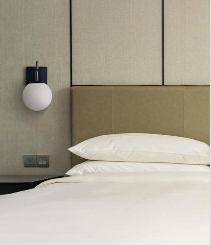 Aplique Fiore 1 Luz Pared - Ideal Dormitorio, Baño Y Living Estructura Negro Mate