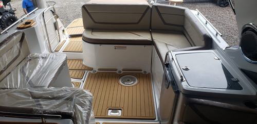 Imagem 3 de 10 de Focker 330 B E 2021 2 X Mercruiser 250 Hp 28 Hrs. Gas.