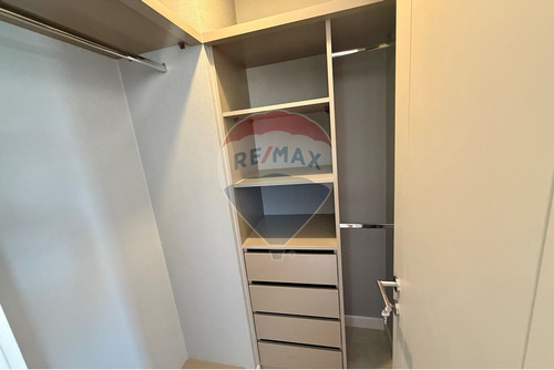 Semi Nuevo Bello E Impecable , Vista Despejada