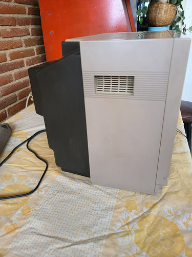 Monitor Commodore 1702 Beige (Usado)