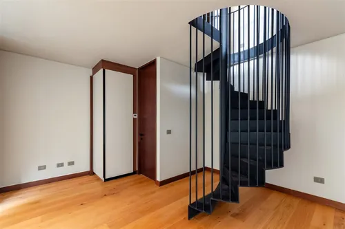 Duplex En Venta De 1d-2b Piscina, Terraza Y Quincho.