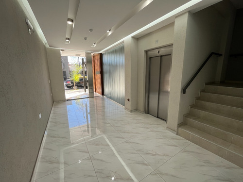 Imagen 5 de 30 de Duplex 3 Amb A Estrenar Con Patio Y Parrilla