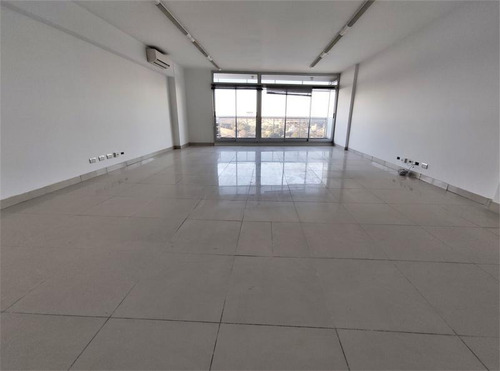 Imagen 7 de 27 de Alquiler Oficina Av Libertador 6900 Al Rio Cochera Optativa - Vig 24hs Pileta Impecable