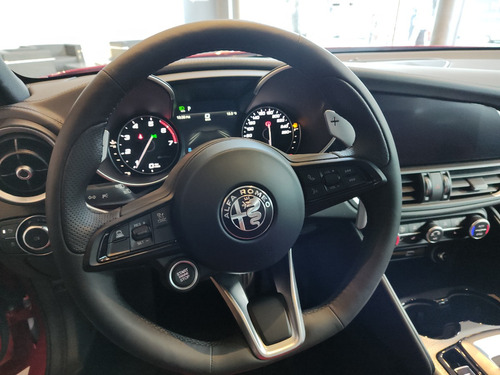 Alfa Romeo Giulia 2.0 280cv Veloce