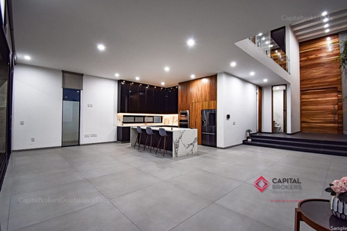 Imagen 7 de 30 de Casa En Venta En Valle Imperial Zapopan Dentro Del Campo De