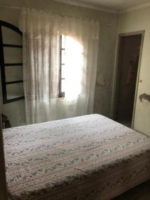 Imagem 5 de 12 de Linda Casa Com Piscina No Bairro Cibratel 2 Com Escritura
