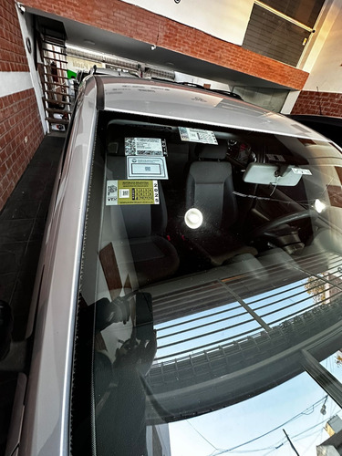 Volkswagen Voyage 1.6 Comfortline Plus 101cv
