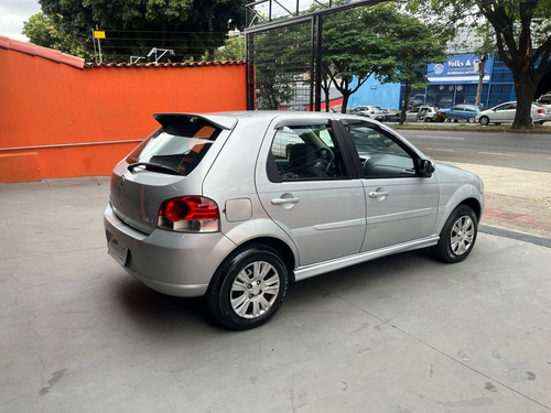 Fiat Palio 1.4 MPI ELX 8V FLEX 4P MANUAL