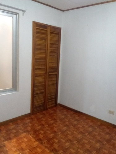 Imagen 9 de 14 de Alquilo Casa En Residencial Real Sta María, Heredia