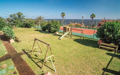 Venta De Apartamento 1 Dormitorio En Punta Ballena