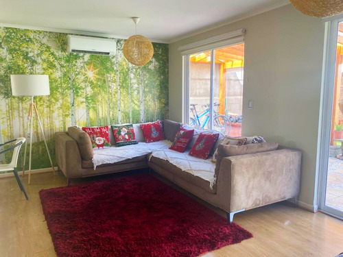 Casa Aislada En Condominio / Calle Chardonnay