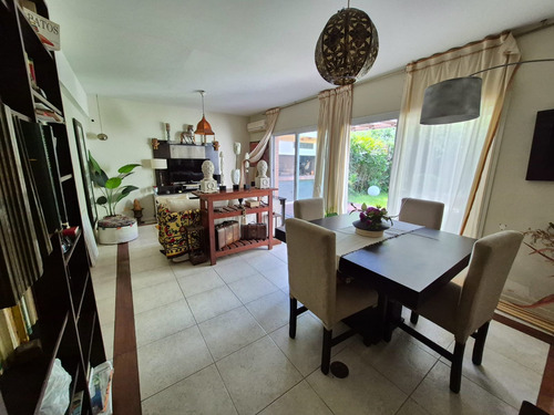 Venta Tipo Casa 3 Amb C/cochera, Jardín Y Parrilla Pilar