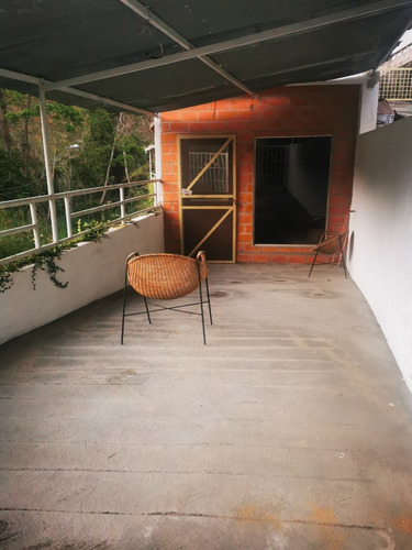 Imagen 25 de 26 de Hermosa Casa + 2 Anexos Remodelada
