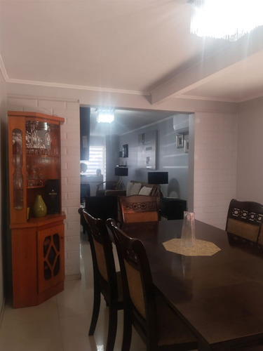 Casa En Venta De 4 Dorm. Ciudad Del Sol Se Acepta Ofertas