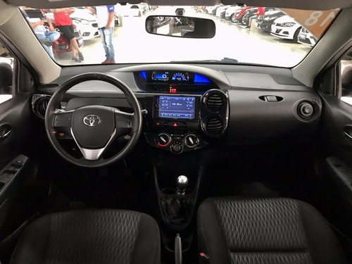 Imagem 7 de 11 de Toyota Etios 2018 1.5 16v X 4p