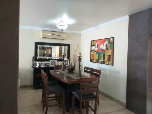 Imagen 5 de 19 de Casa Delujo Amoblada En Av Independencia. 0414-5725250 Cod 22-17560