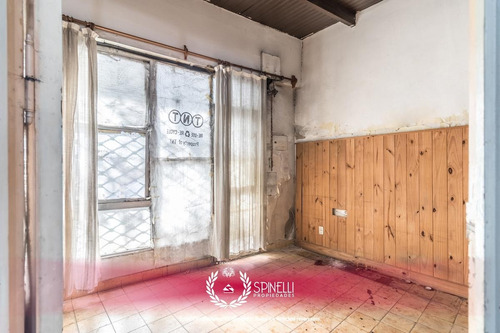 5amb C/dep · 211m² · Pb! 2 Patios! S/exp! Apto Prof! A Refacc! · Oportunidad!