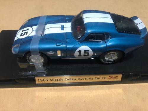 Shelby Cobra Daytona Coupe 1965 A Escala 1:18