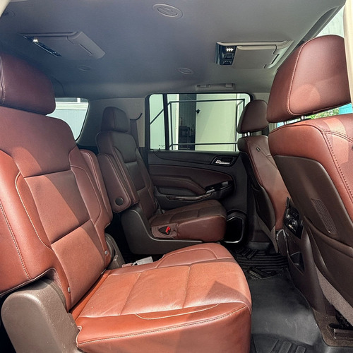 Chevrolet Suburban 5.3 Ltz 4x4 Mt