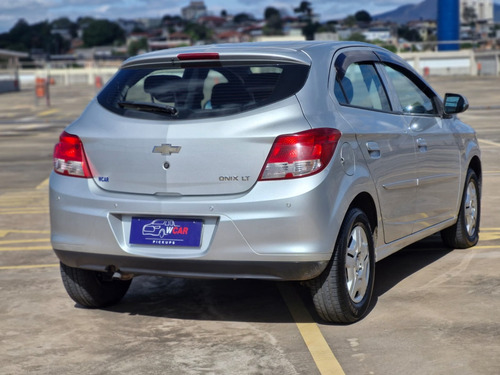 Chevrolet Onix 1.0 MPFI LT 8V FLEX 4P MANUAL