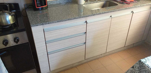 Imagen 9 de 9 de Carpintero Muebles A Medida Cocinas Bajomesada Carpinteria